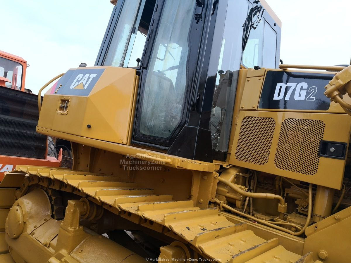 جرافة Caterpillar D7G2: صورة 5