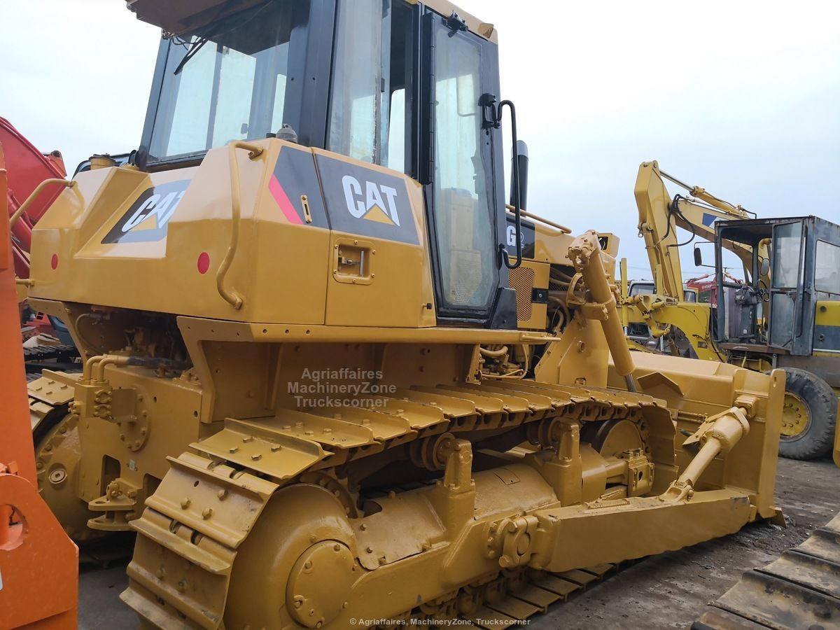 جرافة Caterpillar D7G2: صورة 2