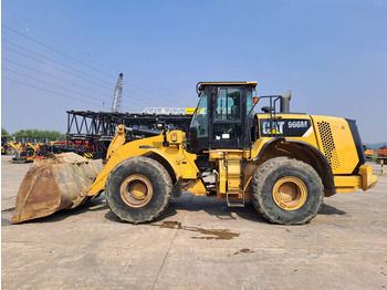 اللودر بعجل CATERPILLAR 966M