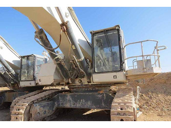 حفارة LIEBHERR