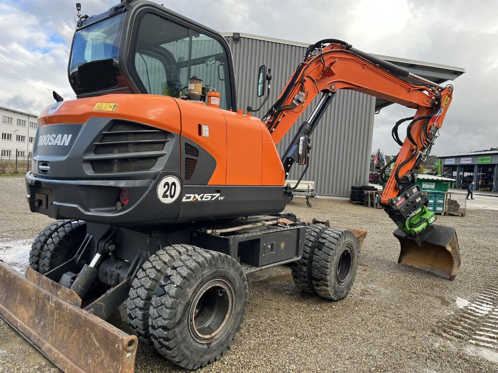 Doosan DX57W  Doosan DX57W: صورة 3