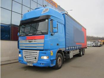 شاحنة مقفلة DAF XF 105 410