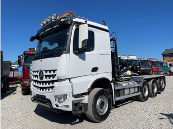 شاحنة ذات خطاف MERCEDES-BENZ Arocs