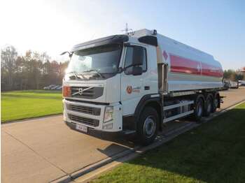 شاحنة صهريج VOLVO FM