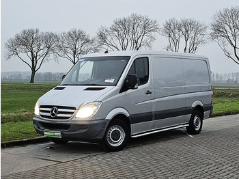 فان Mercedes-Benz Sprinter 319 AC AUT. V6 3.0 LTR: صورة 2