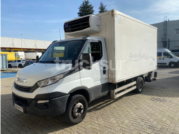 شاحنة مقفلة IVECO Daily 70c18