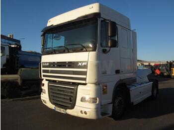 وحدة جر DAF XF 105 460