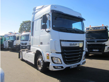 وحدة جر DAF XF 105 460