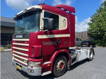 وحدة جر SCANIA R124