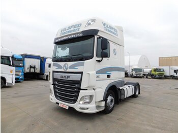 وحدة جر DAF XF 460