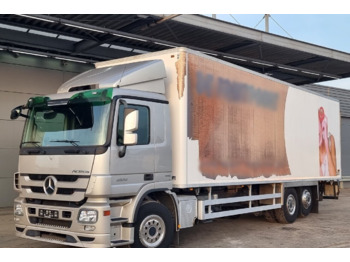 شاحنة مقفلة MERCEDES-BENZ Actros 2532