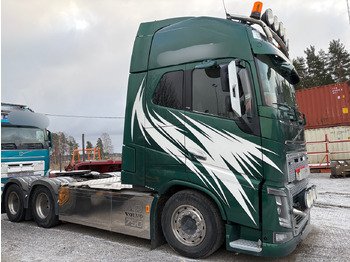 شاحنة VOLVO FH16