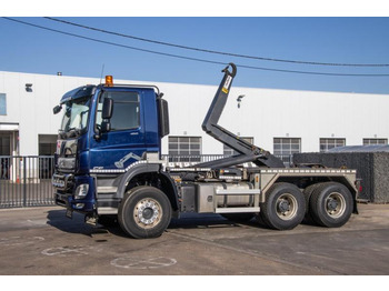 شاحنة ذات خطاف DAF CF 450