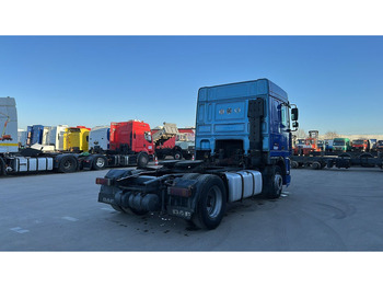 وحدة جر DAF 95 XF 380 (EURO 2 / MANUAL PUMP / POMPE MANUELLE / MANUAL GEARBOX): صورة 5