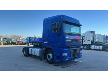 وحدة جر DAF 95 XF 380 (EURO 2 / MANUAL PUMP / POMPE MANUELLE / MANUAL GEARBOX): صورة 3