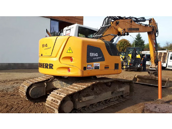 حفار زحاف LIEBHERR R 914