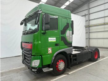 وحدة جر DAF XF 106 440