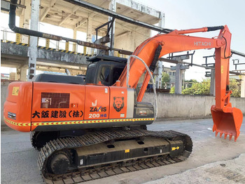 حفار زحاف HITACHI ZX200