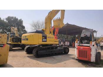 حفار زحاف KOMATSU PC300-7