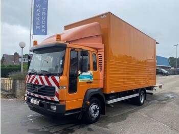 شاحنة مقفلة VOLVO FL 180