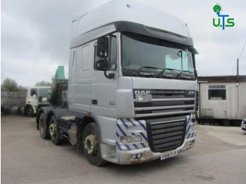 شاحنة DAF XF 105 460