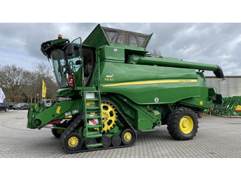 حصادة موحَّدة JOHN DEERE T660