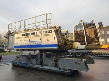 رافعة مجنزرة LIEBHERR LR 1160