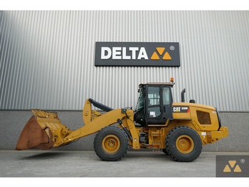 اللودر بعجل CATERPILLAR 930M