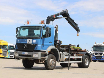 شاحنة ذات خطاف MERCEDES-BENZ Axor 1824