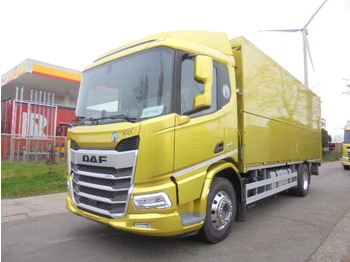 شاحنة مقفلة DAF XD 370