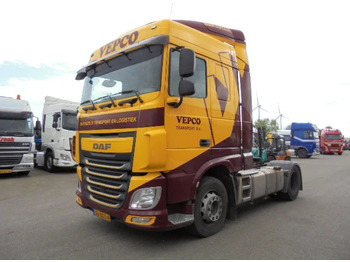 وحدة جر DAF XF 440