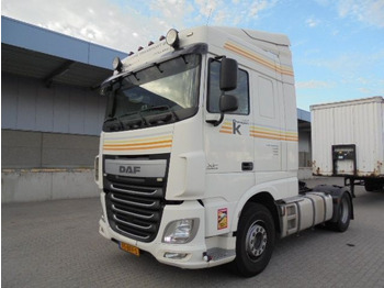 وحدة جر DAF XF 440