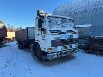 شاحنات مسطحة VOLVO FL7