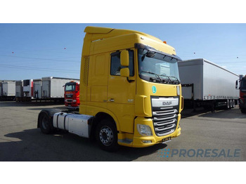 وحدة جر DAF XF 460