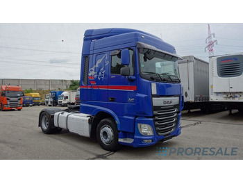 وحدة جر DAF XF 460