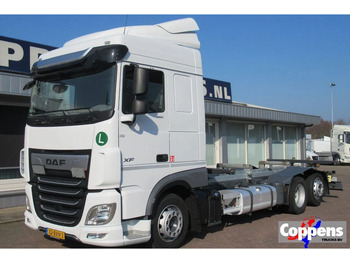 شاحنات الحاويات / جسم علوي قابل للتغيير شاحنة DAF XF 450