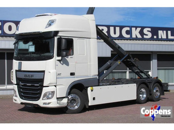 شاحنة ذات خطاف DAF XF 460