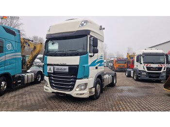 وحدة جر DAF XF 460