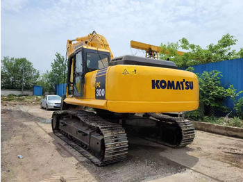 حفار زحاف KOMATSU PC300-7