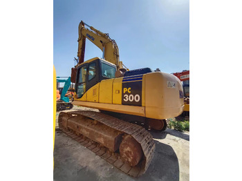 حفار زحاف KOMATSU PC300-7: صورة 4