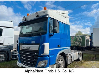 وحدة جر DAF XF 440