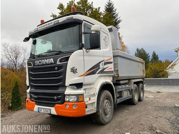 شاحنة قلاب SCANIA R 560