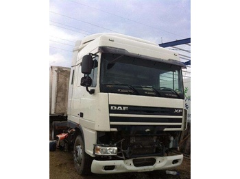 وحدة جر DAF XF 95