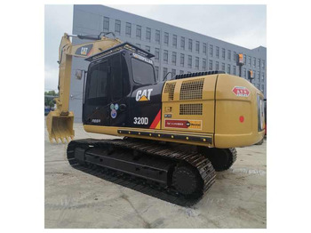 حفارة CATERPILLAR 320DL