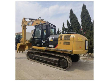 حفار زحاف CATERPILLAR 320D