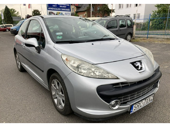 سيارة PEUGEOT