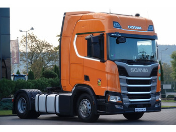 وحدة جر SCANIA R 450