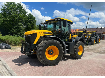 جرار JCB Fastrac 4220