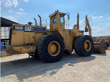 اللودر بعجل Caterpillar 992 D: صورة 2