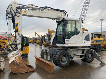 حفارة دولاب LIEBHERR A 918